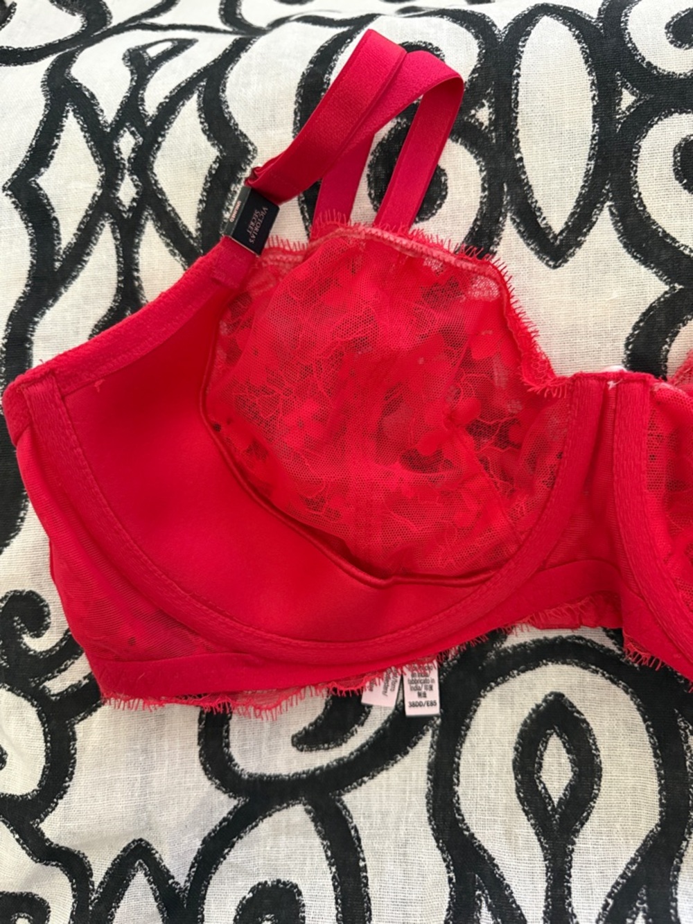 NWT 38DD Red Victoria's Secret  Dream Angels Push-up Without Padding Lace Bra - Picture 5 of 5